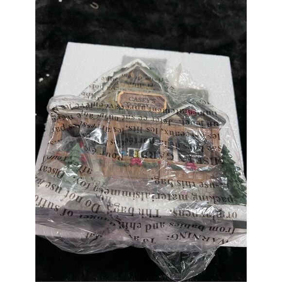 Enchanted Forest Musical Casey's Country Inn Christmas Village Building New - Picture 4 of 13